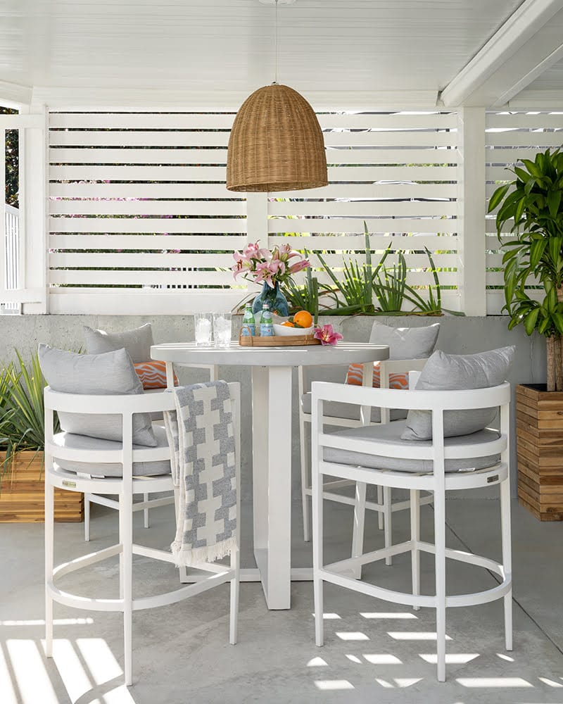 Regina Andrew Beehive indoor/Outdoor Pendant Lighting