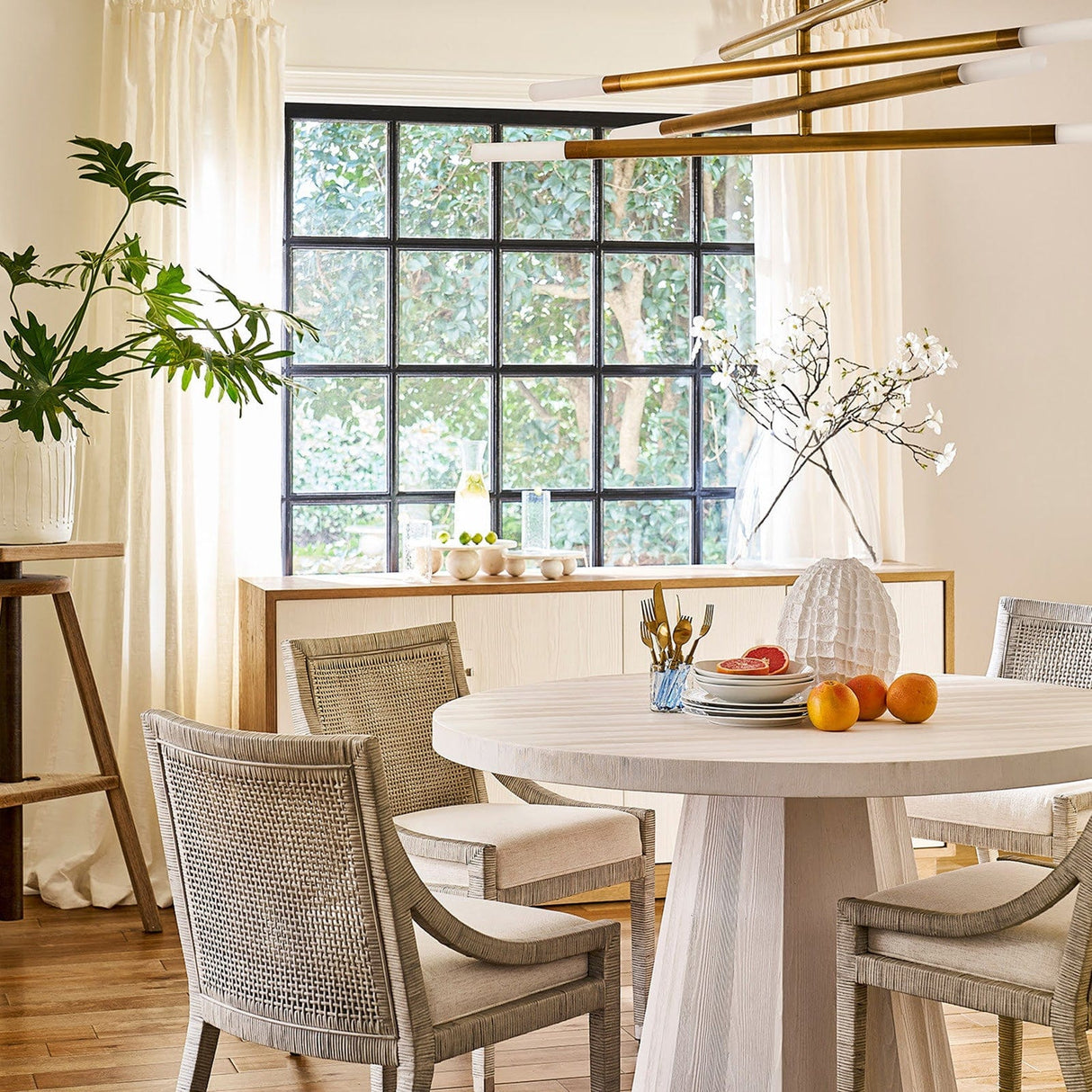 Regina Andrew Marlow Plate Plates