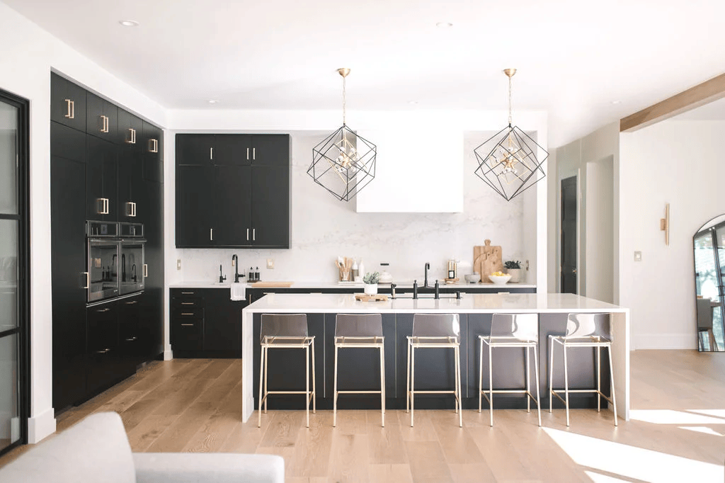 Roundout Chandelier Chandeliers