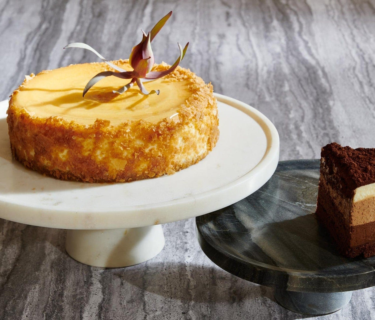 Samantha Cake Stand Serveware