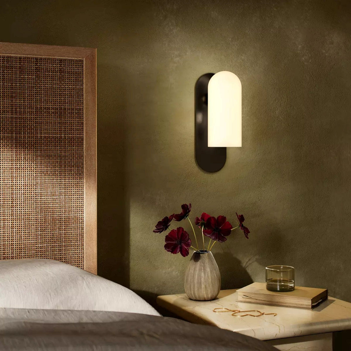 Schwung Odyssey Sconce Wall Sconces