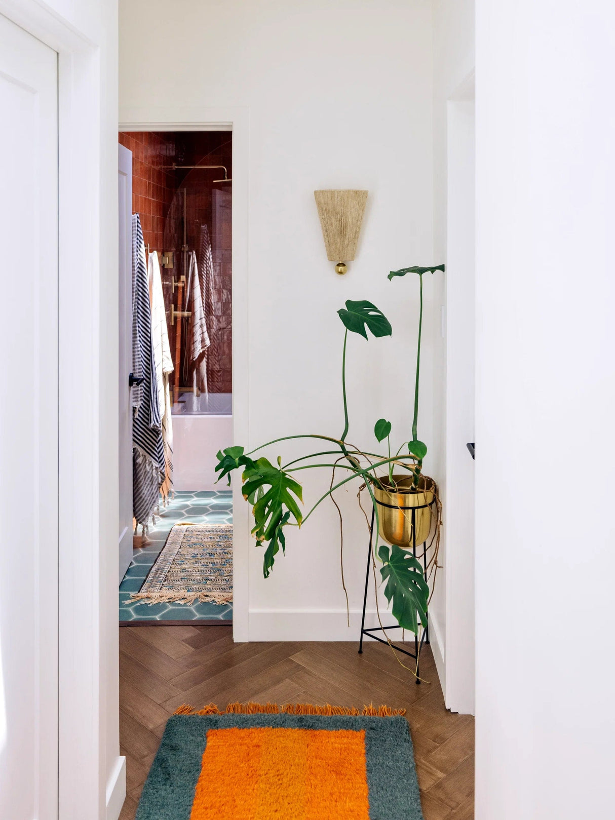 Song Wall Sconce Wall Sconces H682101-AGB