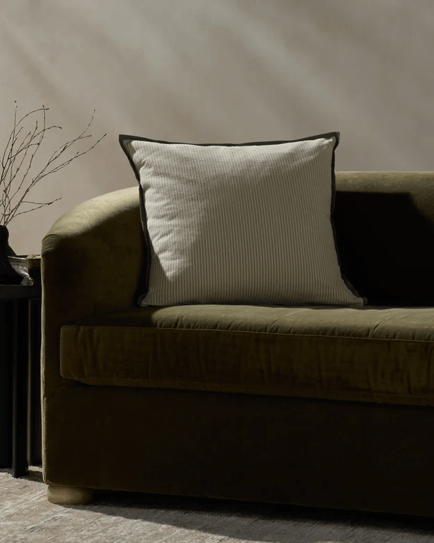 Sullivan Pillow Throw Pillows