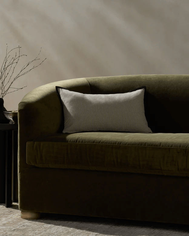 Sullivan Pillow Throw Pillows