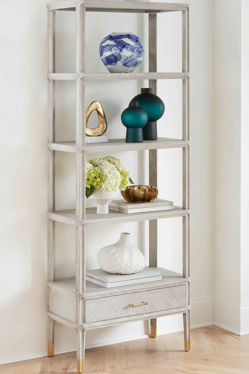 Tamarindo Vase Vases + Urns