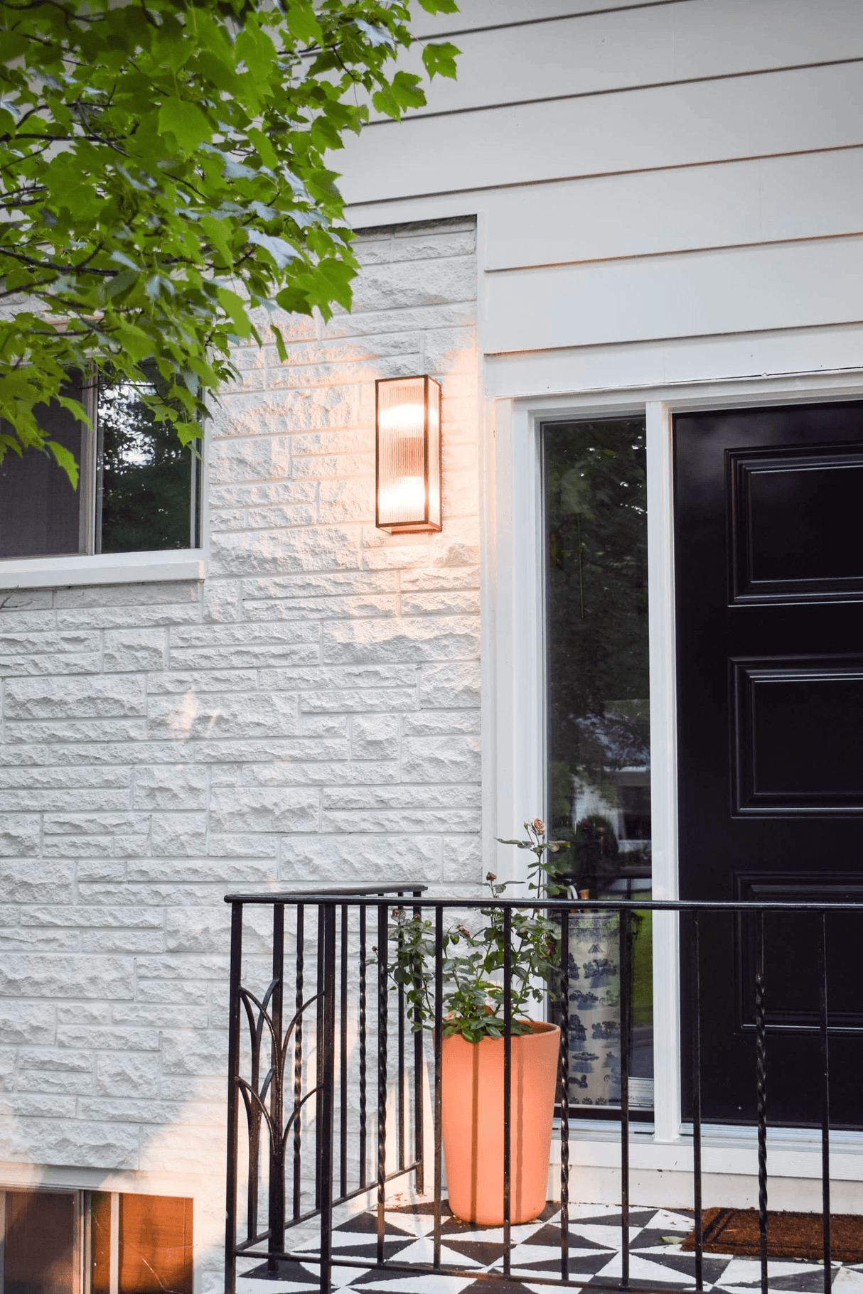 Tisoni Outdoor Wall Sconce Outdoor Lighting