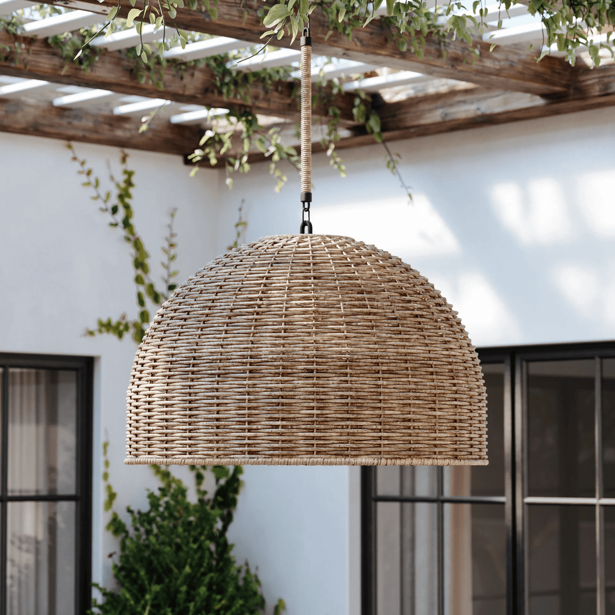 Huxley Outdoor Pendant – Meadow Blu