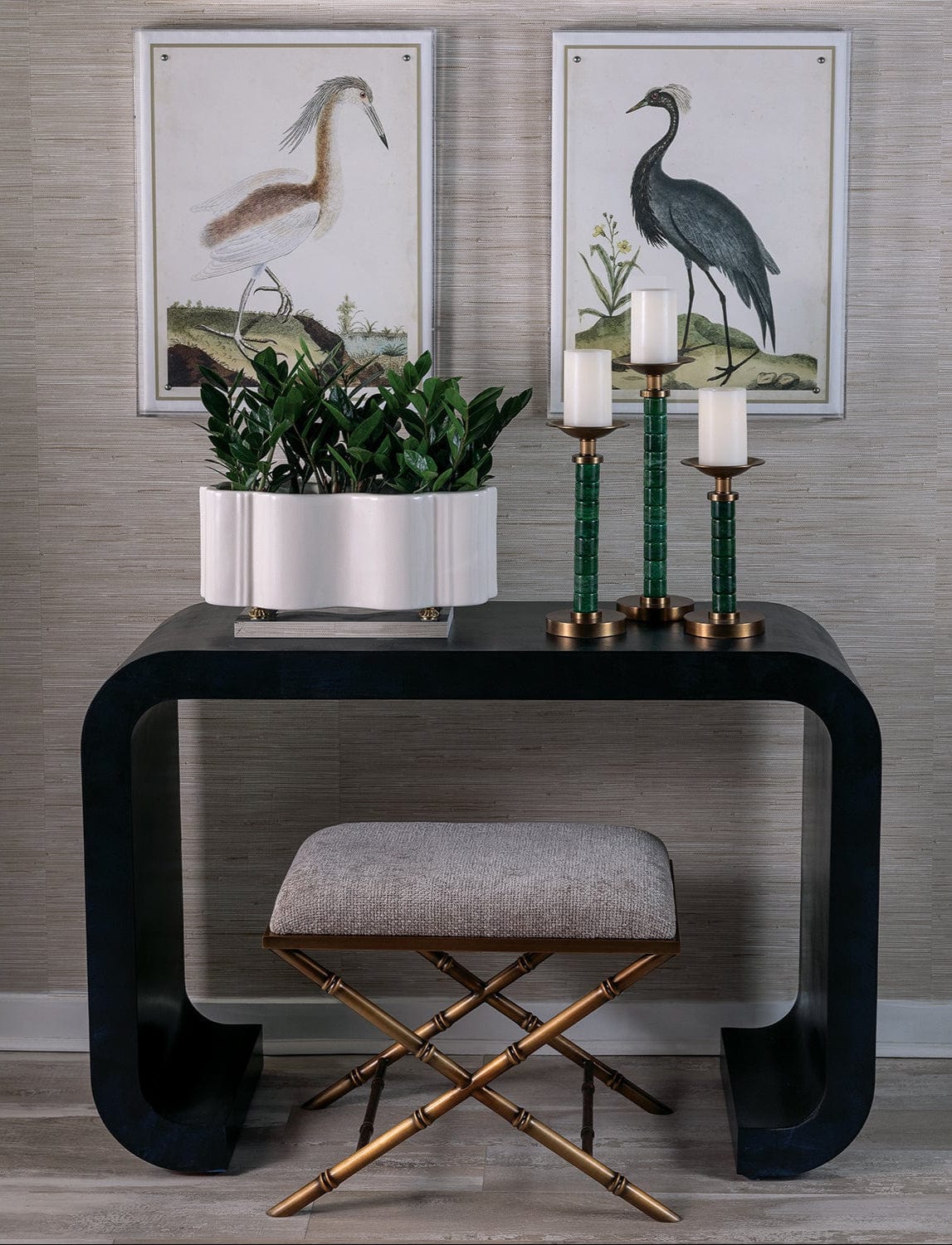 Tuscan Scallop Planter Planter