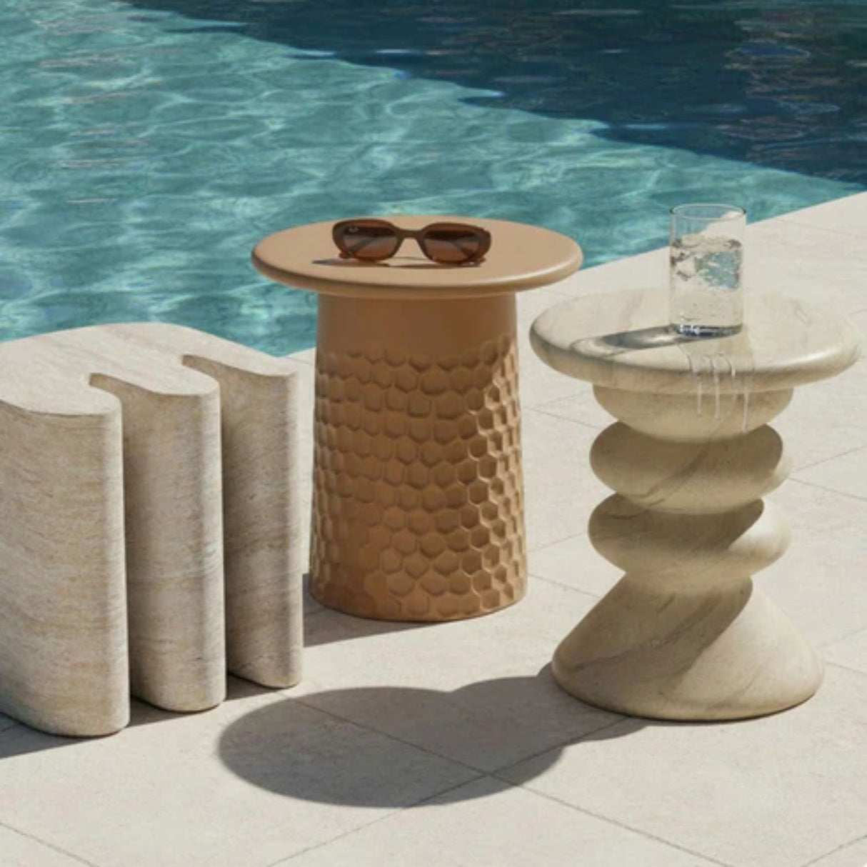 Tyler Indoor/Outdoor Concrete Side Table Side Tables TOV-OC54712 793580648037