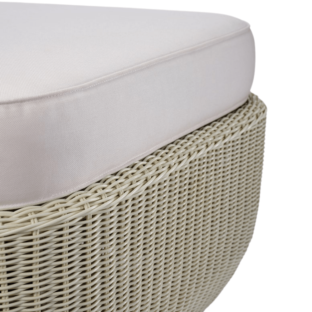 Uvita Swivel Lounge Chair Outdoor Chairs