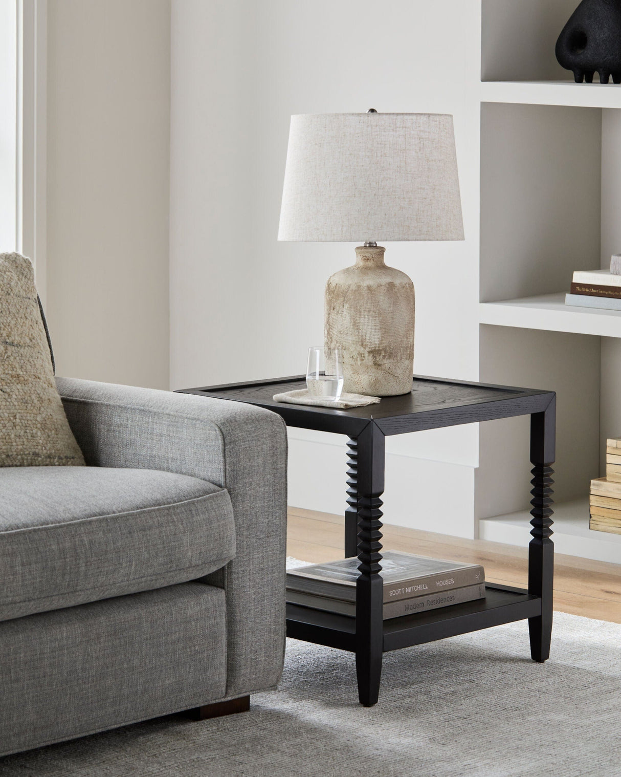 Vansaar End Table End Table VANS001-222222 889292886475