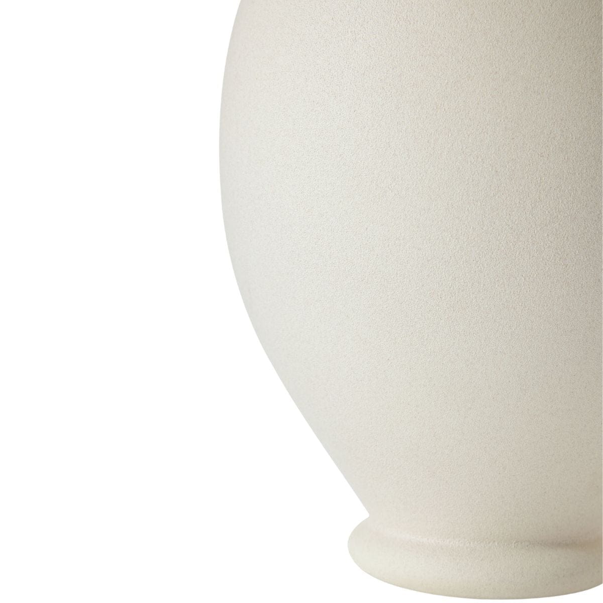 Villa Vase Vases + Urns