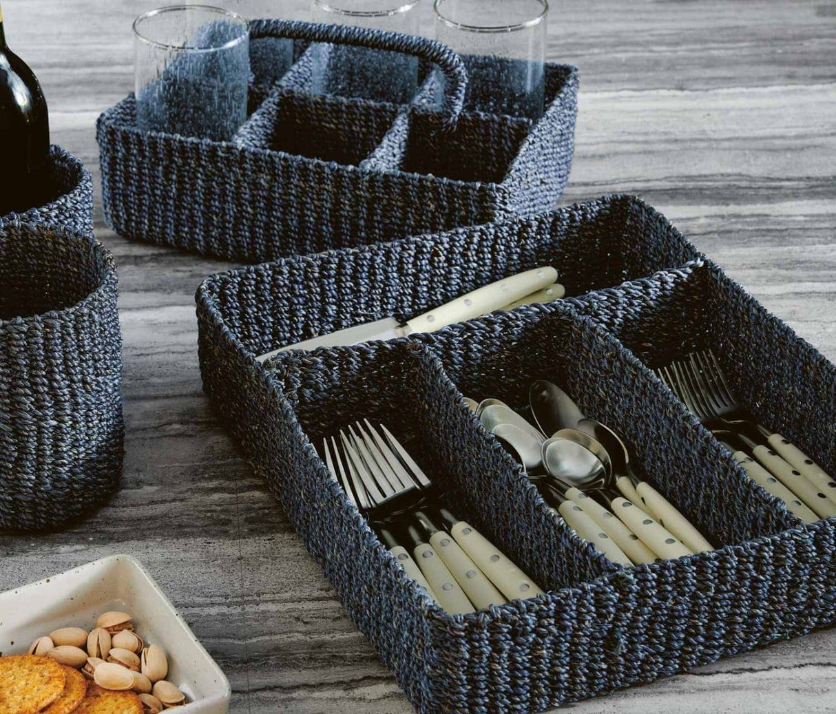 Voru Flatware Tray Serveware