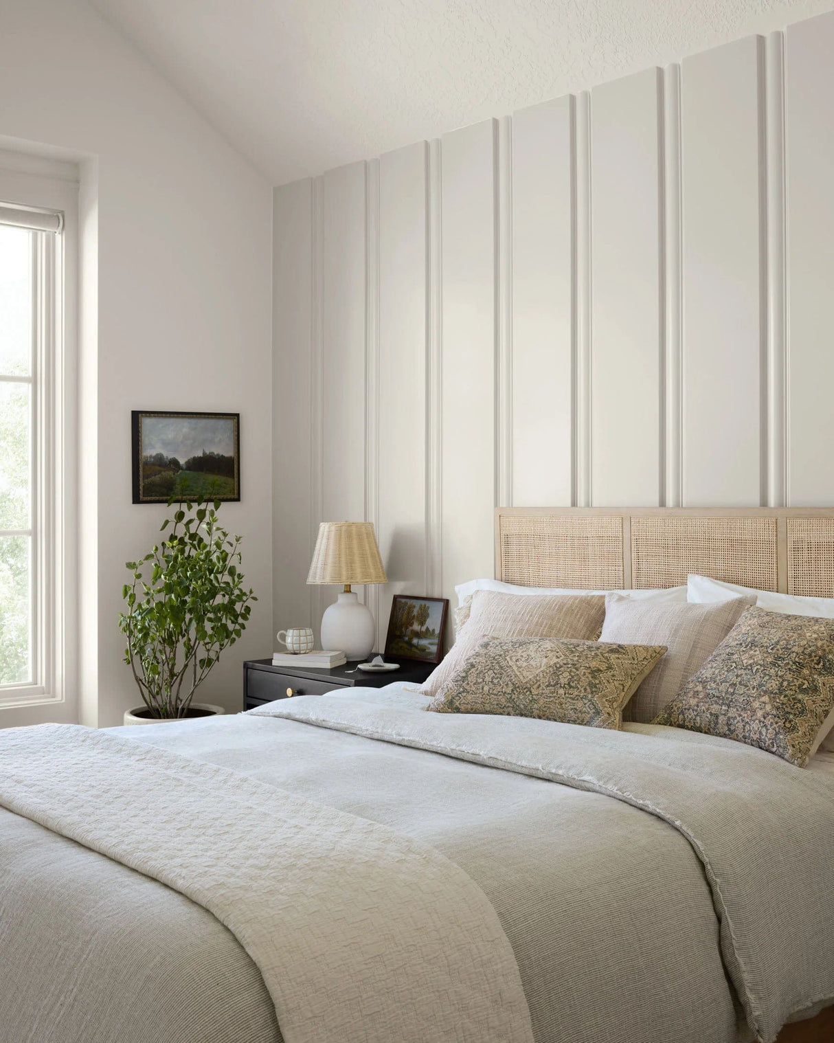 Angela Rose Pillow - Ivory/Grey Pillows loloi-PSETPAR0006IVGYPIL1