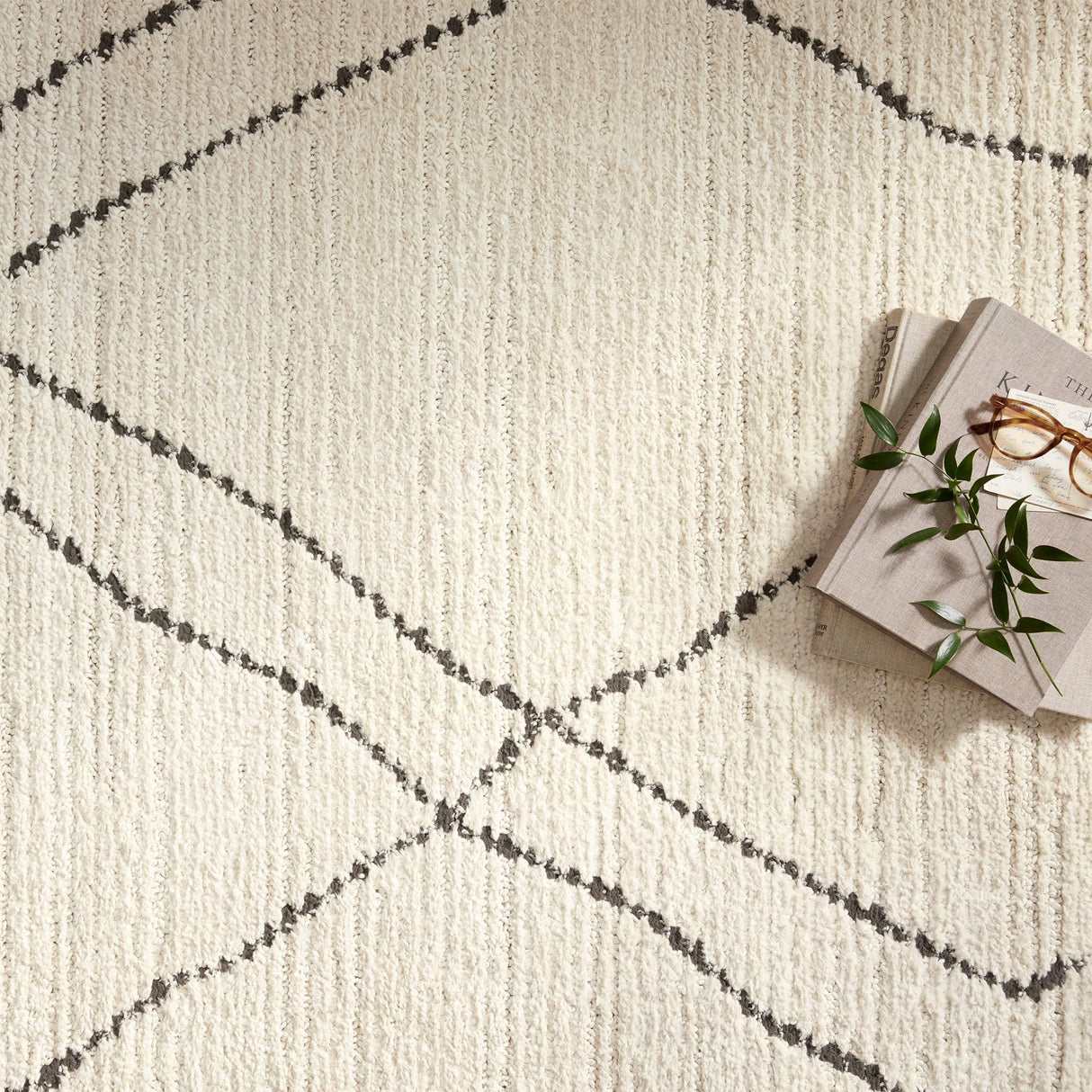 BLU Home Fabian Rug - Ivory/Charcoal Rugs