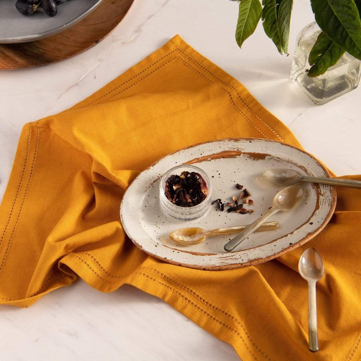 Blue Pheasant Esmee Small Horn Spoons (Pack of 4) - Natural Decor blue-pheasant-FLTESMEE-NAT-SPN