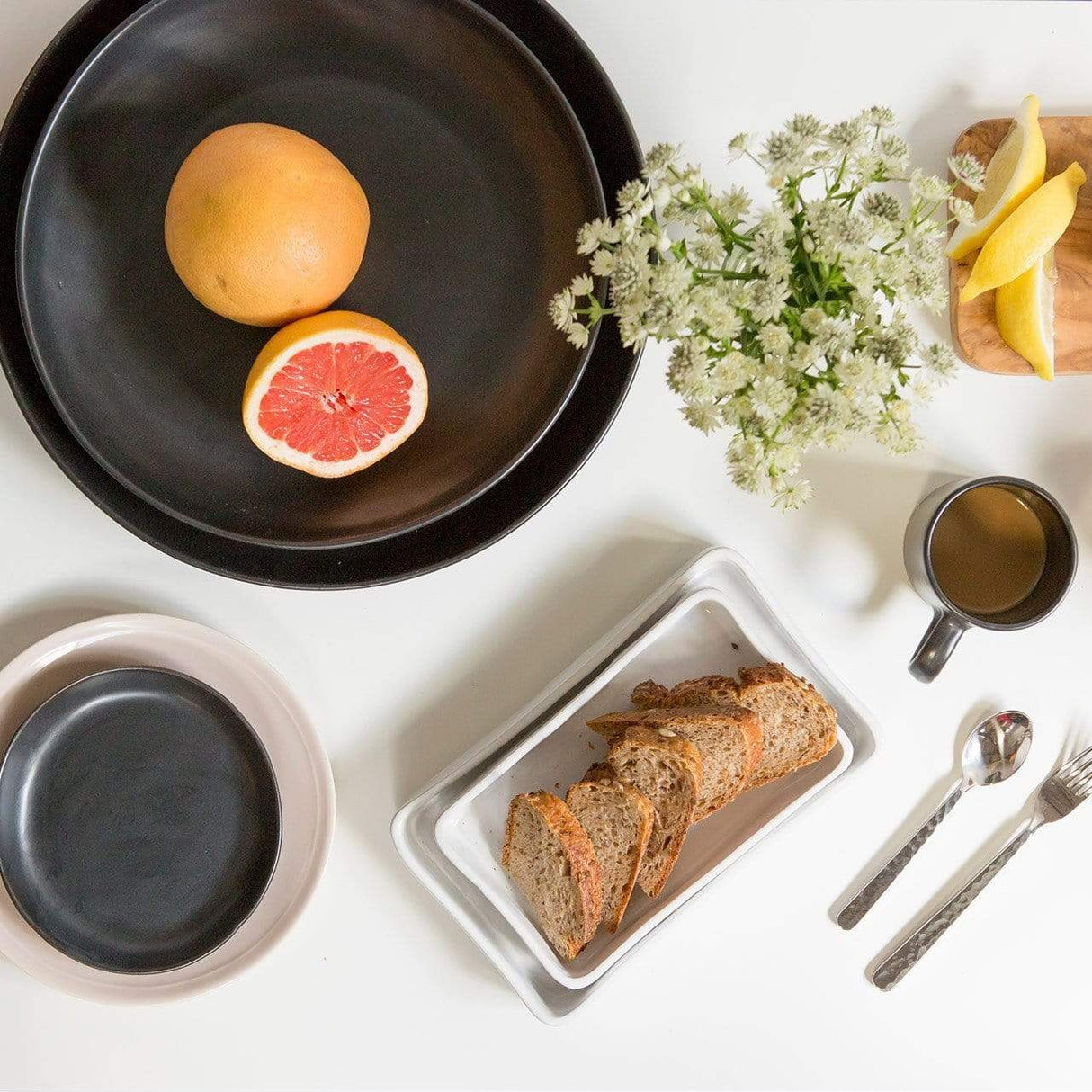 Blue Pheasant Marcus Black Glaze Round Serving Platter (Pack of 2) Decor