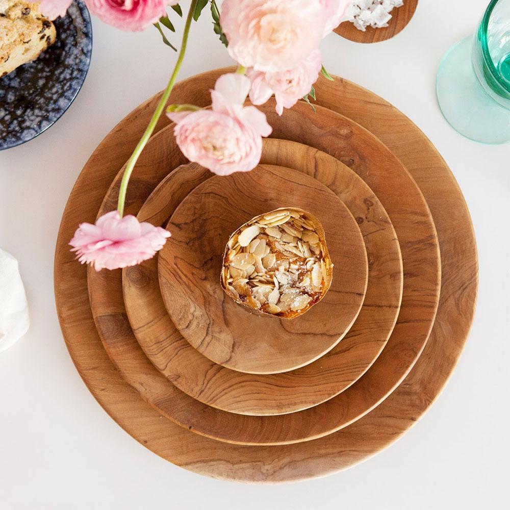 Blue Pheasant Rowan Dinnerware Decor