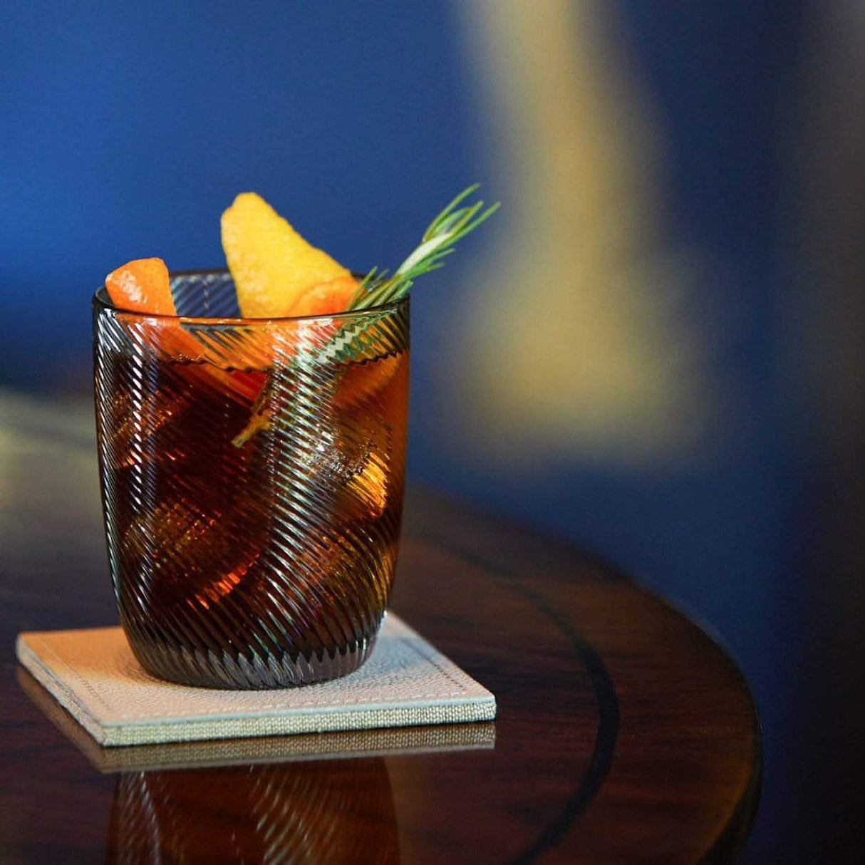 Blue Pheasant Terris Tumbler Set - Pale Gray Decor blue-pheasant-terris-pale-gray