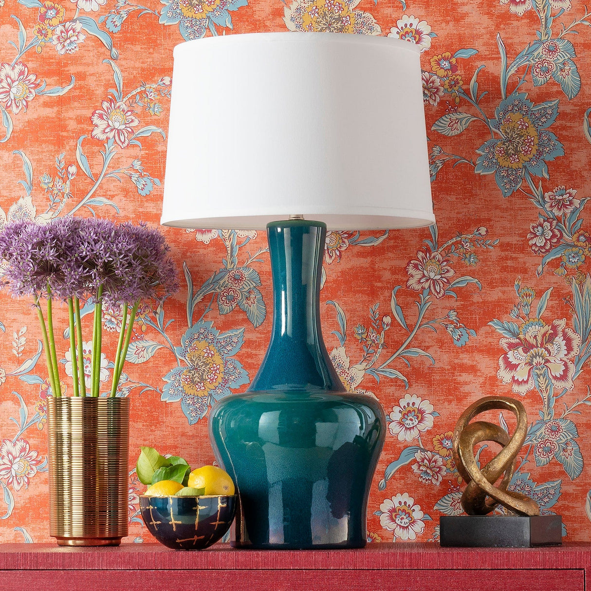 Villa & House Orosco Vase Pillow & Decor