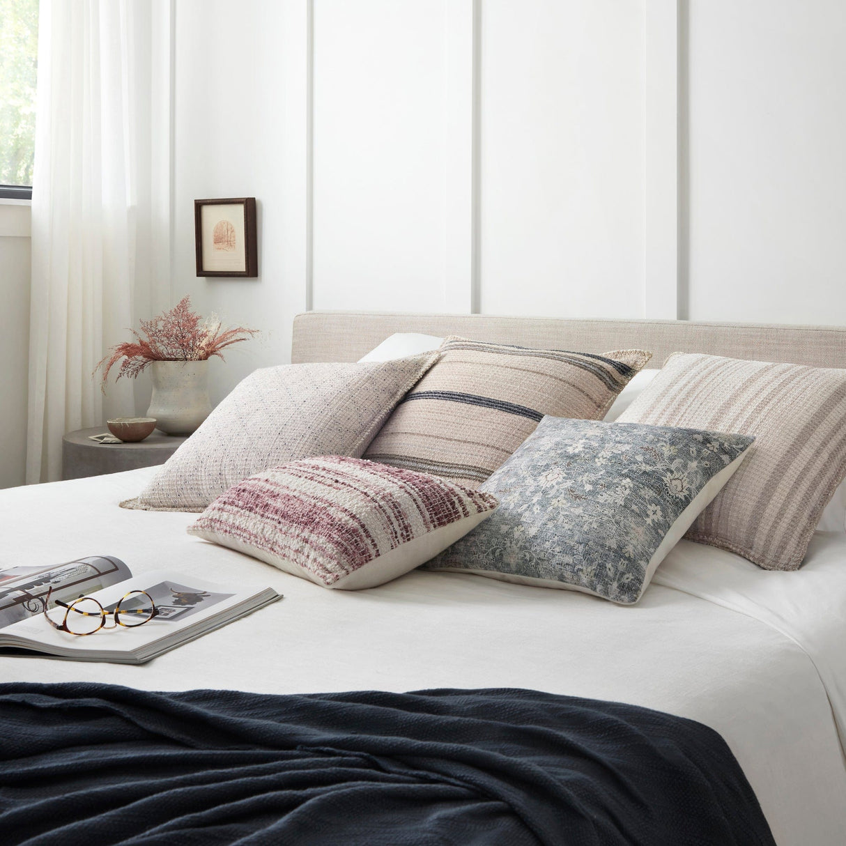 Chris Loves Julia x Loloi Meg Pillow Pillows loloi-P196PCJ0002BUIVPIL5 885369612237