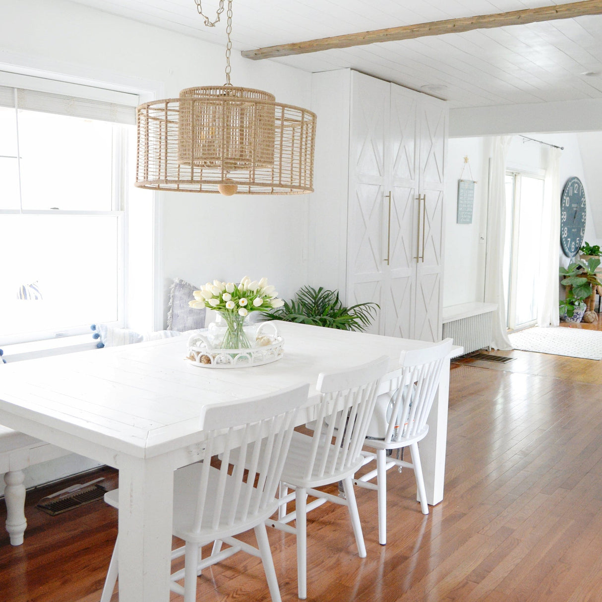 Crystorama Jayna 4 Light Chandelier Lighting