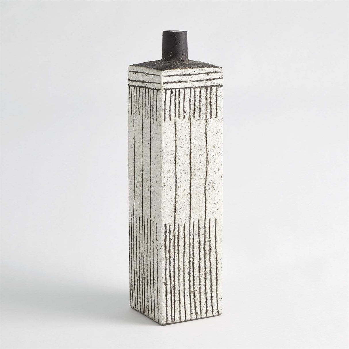 Global Views Graffiti Vase Decor