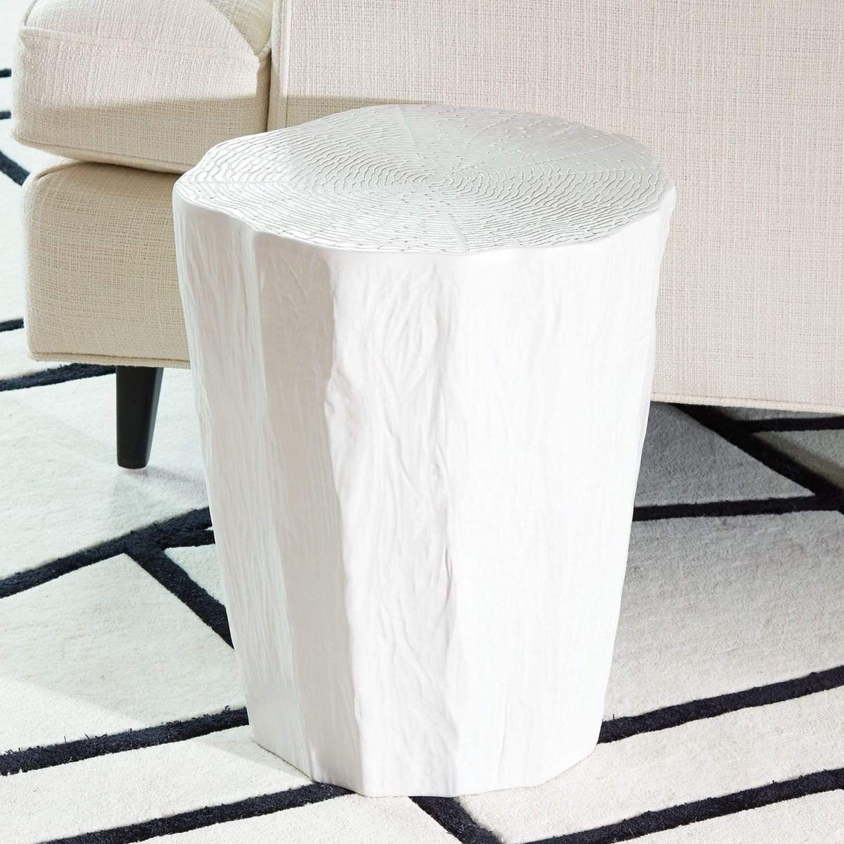 Global Views Indoor/Outdoor Trunk Stool Furniture global-views-1.10458
