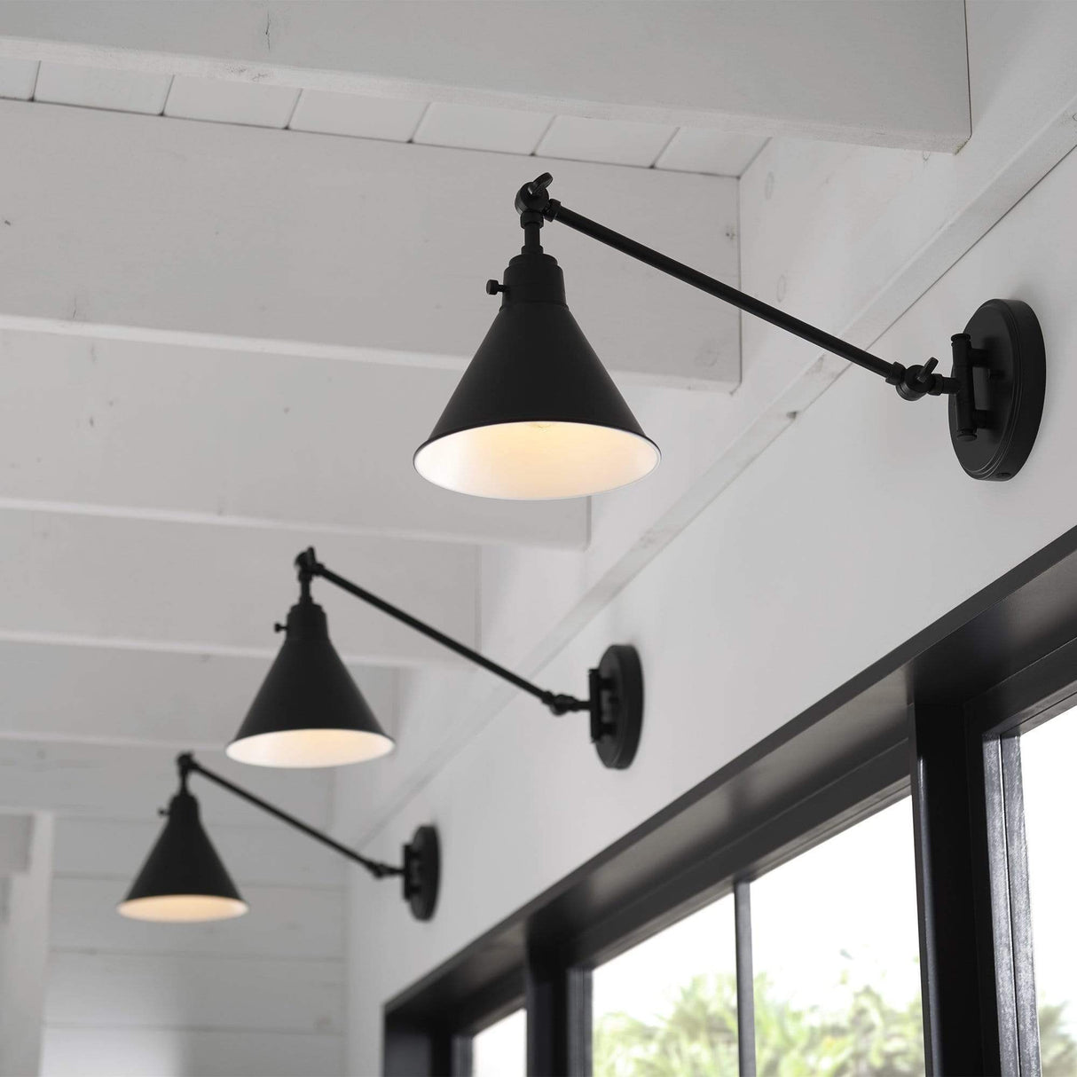 Hinkley Lighting Arti Single Light Sconce Lighting