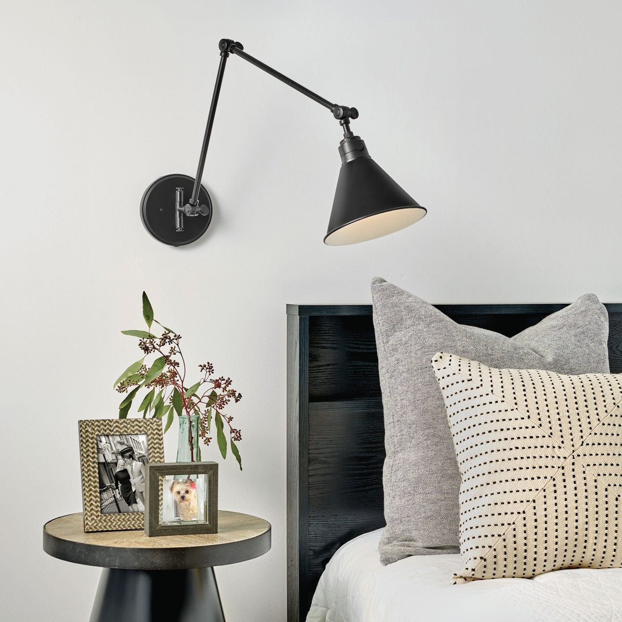 Hinkley Lighting Arti Single Light Sconce Lighting