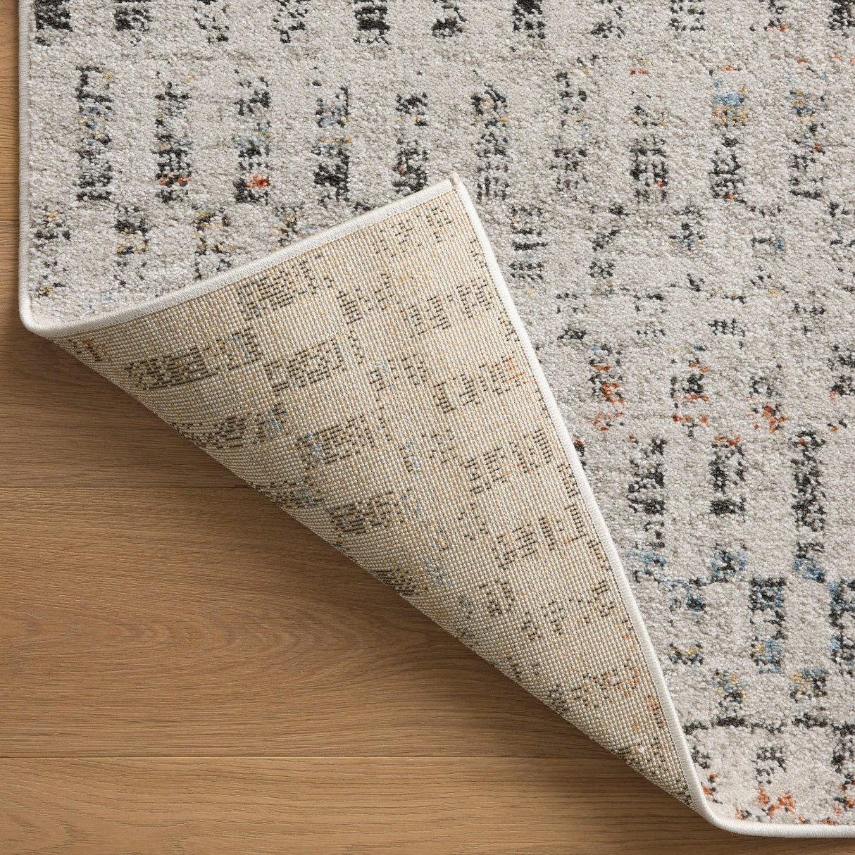 Loloi Kamala Rug - Grey/Ivory Rugs