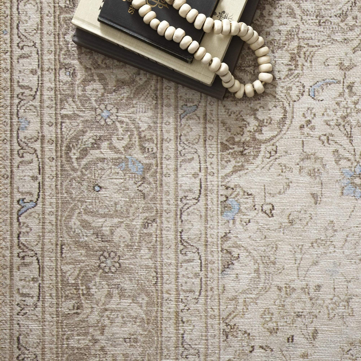 Loloi Loren Rug - Sand/Taupe Rugs
