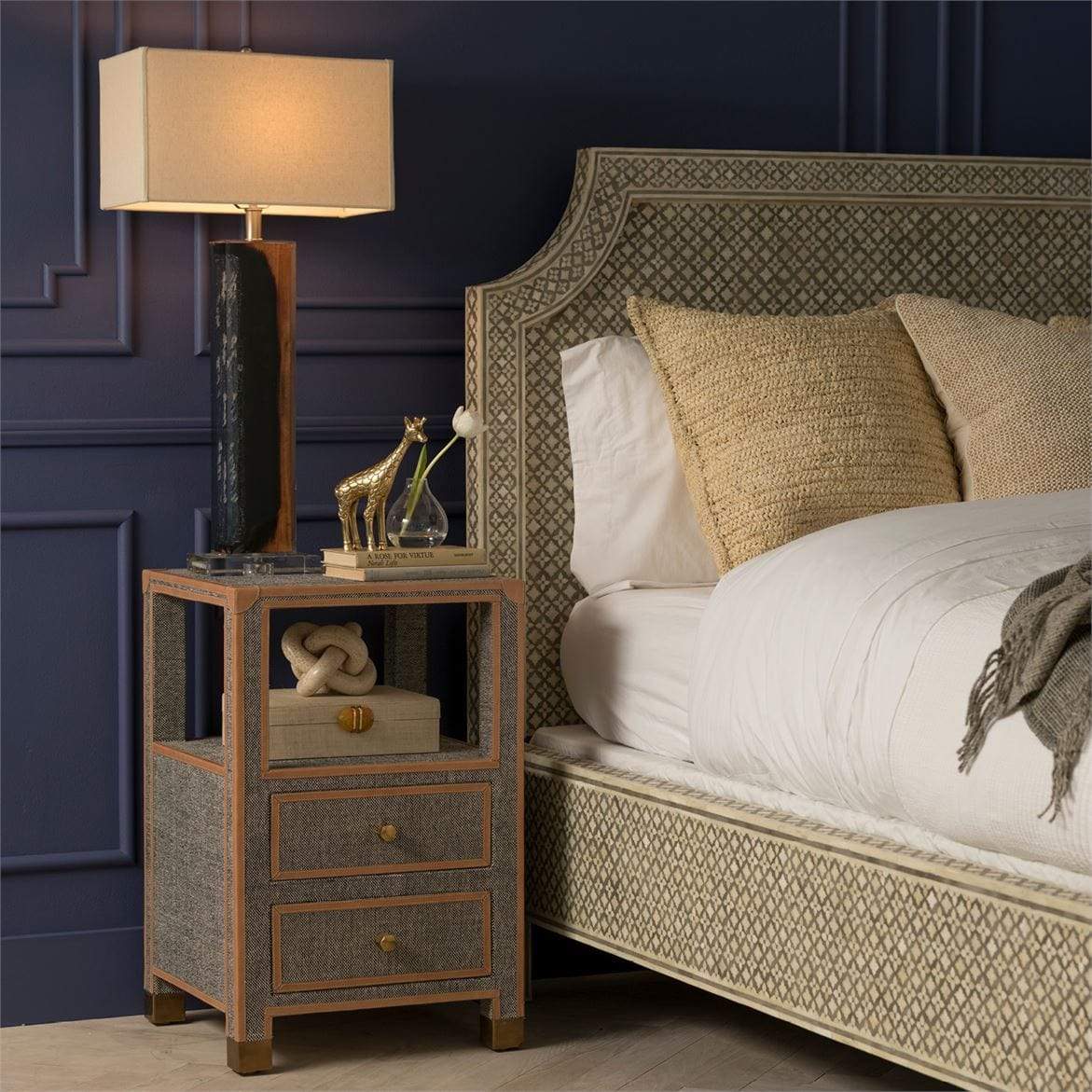 Made Goods Eskor Lamp Lighting Made-Goods-Eskor-Lamp