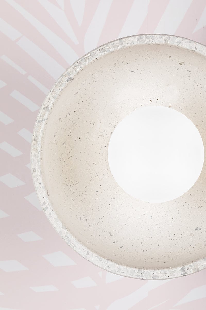 Megan Molten Margaret Sconce megan-molten-H710101-AGB