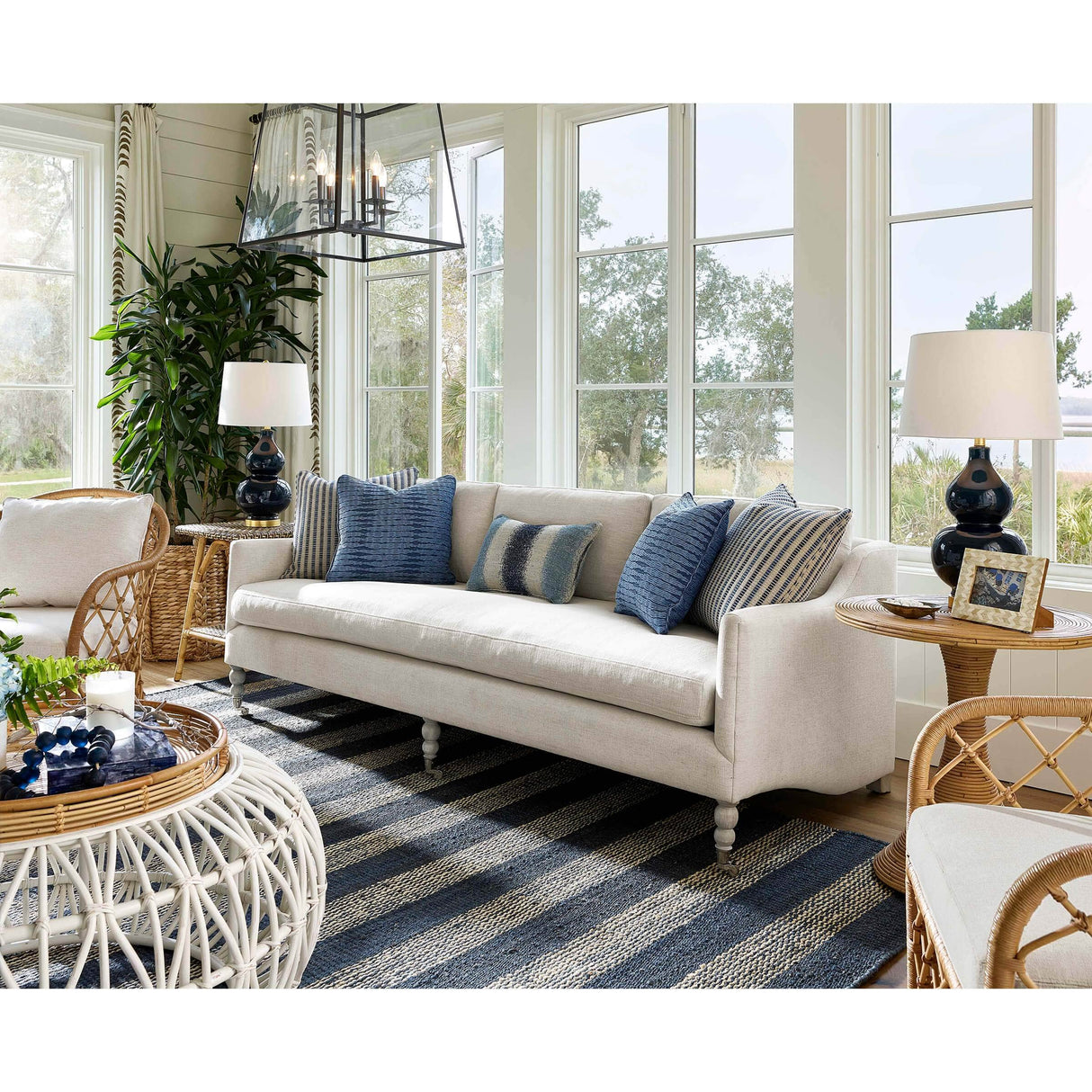 Regina Andrew Madison Ceramic Lamp - Navy Lighting regina-andrew-13-1279NAV