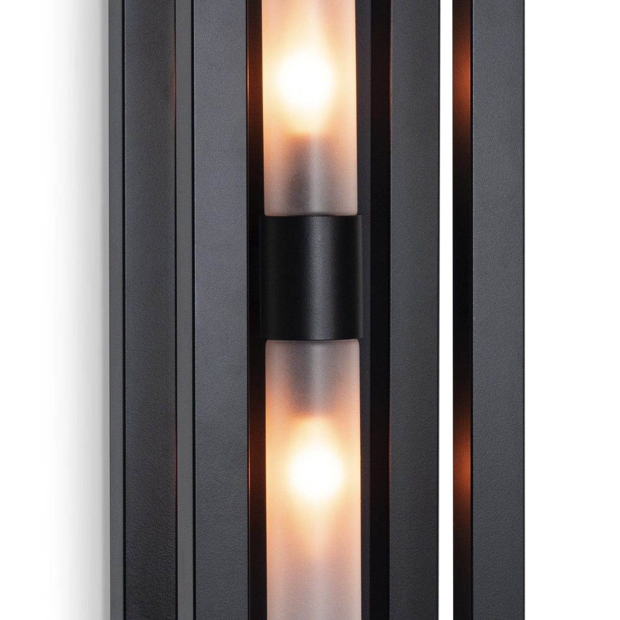 Regina Andrew Montecito Up-Down Outdoor Sconce Lighting