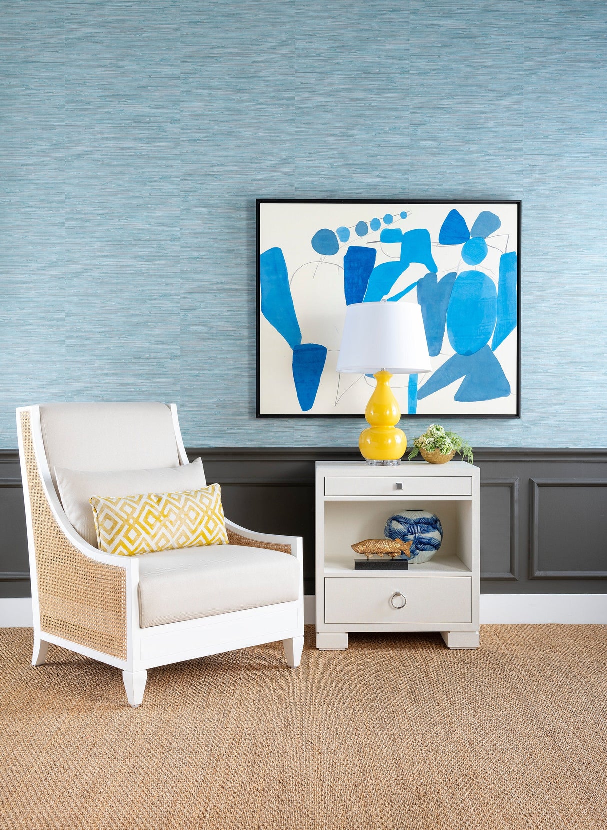 Villa & House Frances 2-Drawer Side Table Furniture