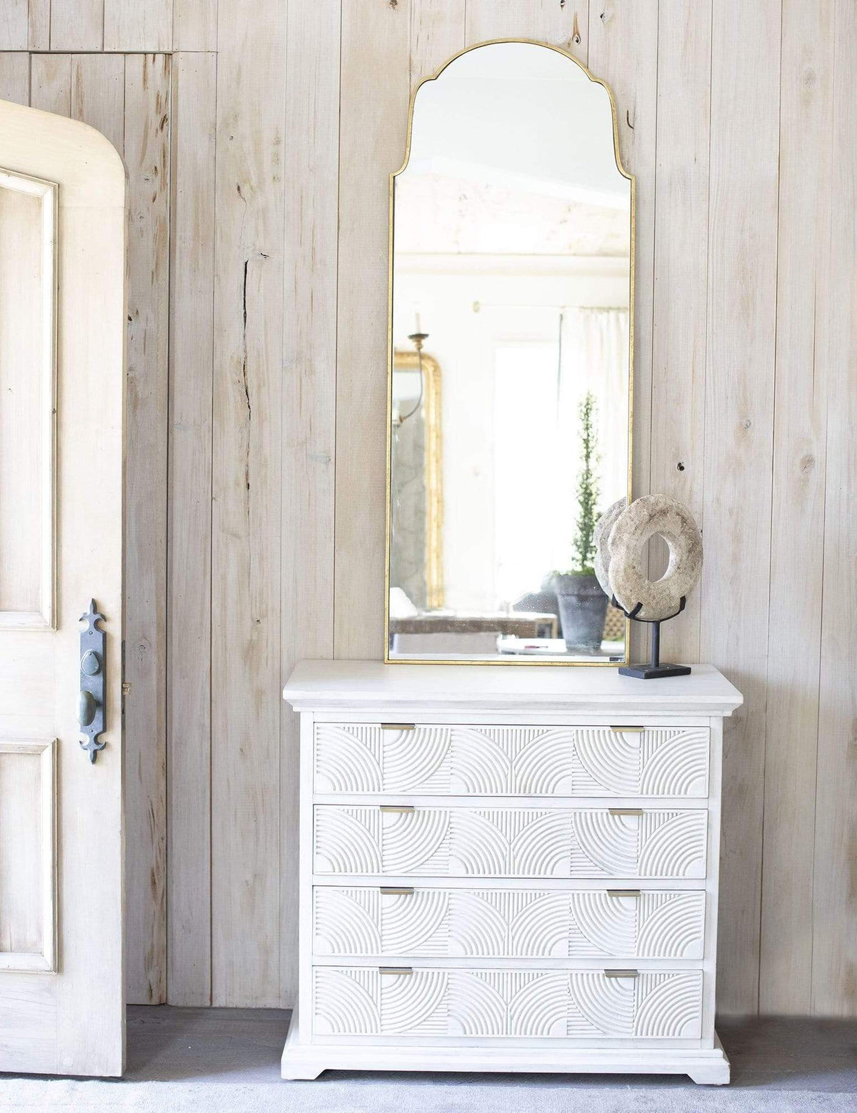 10 Gorgeous Home Decor Items from Gabby Furniture – Meadow Blu