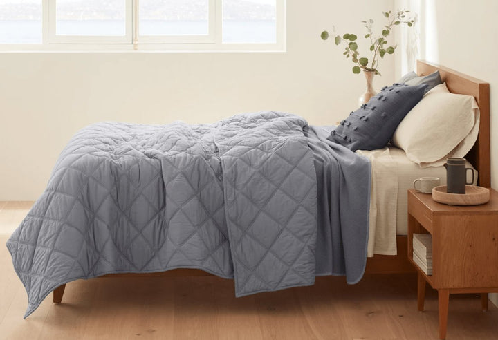 https://meadowblu.com/cdn/shop/collections/pdp_relaxedlinen_duvet_laurel_sp20_a_720x.jpg?v=1669754665