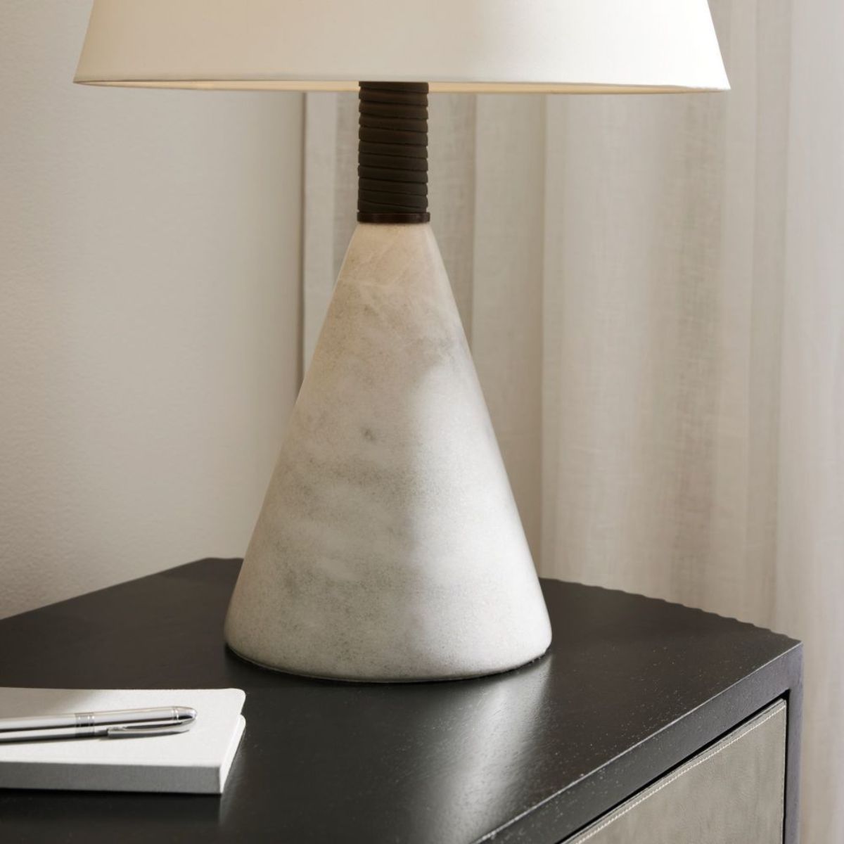 Everly Lamp