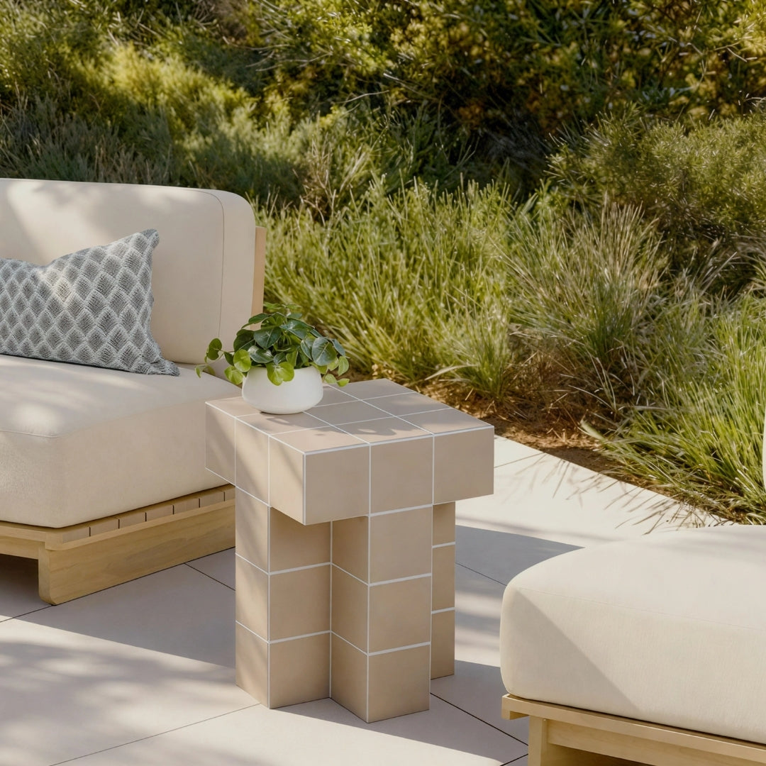 Palma Indoor/Outdoor Side Table