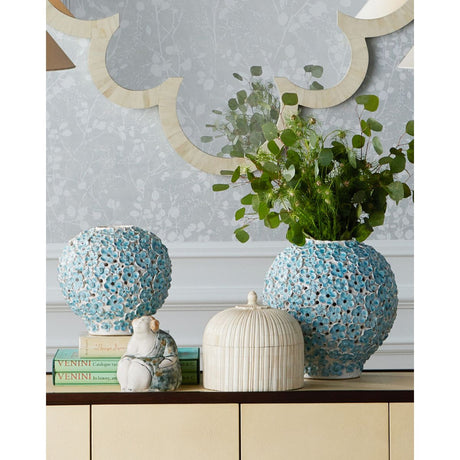 Daisy Vase