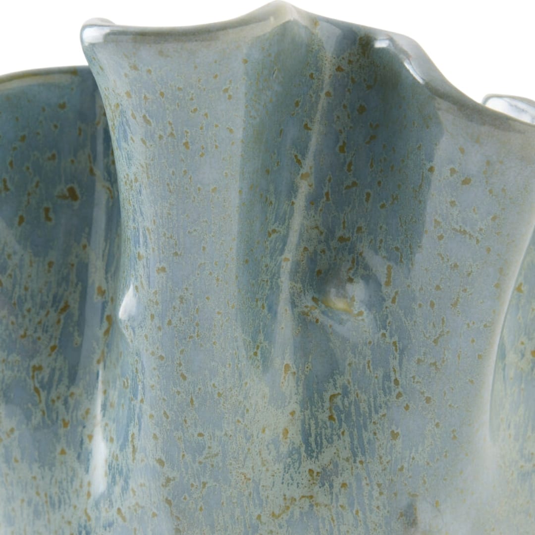 Fazzoletto Vase Vases + Urns