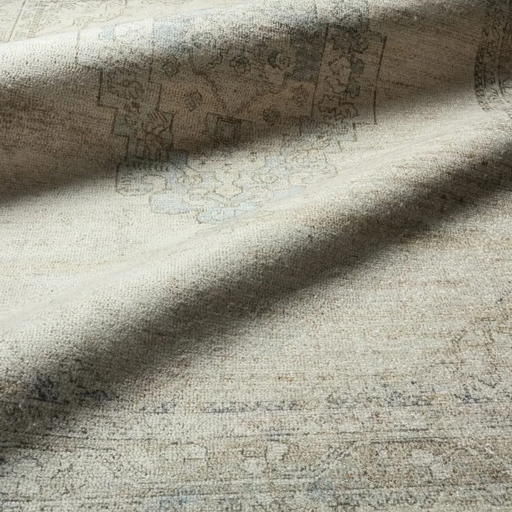 Casen Elyara Rug Area Rugs