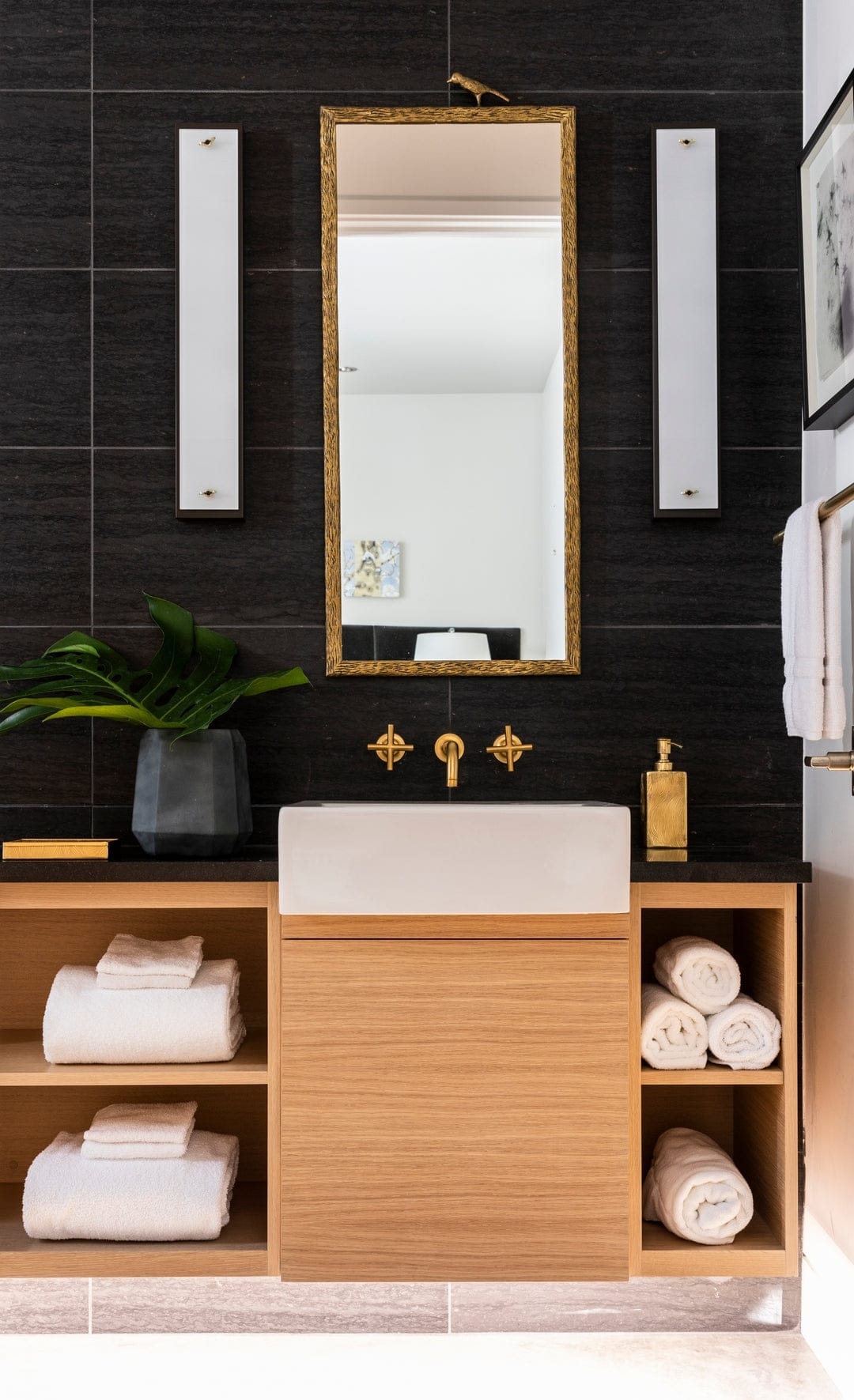 Joelle One Bird Mirror