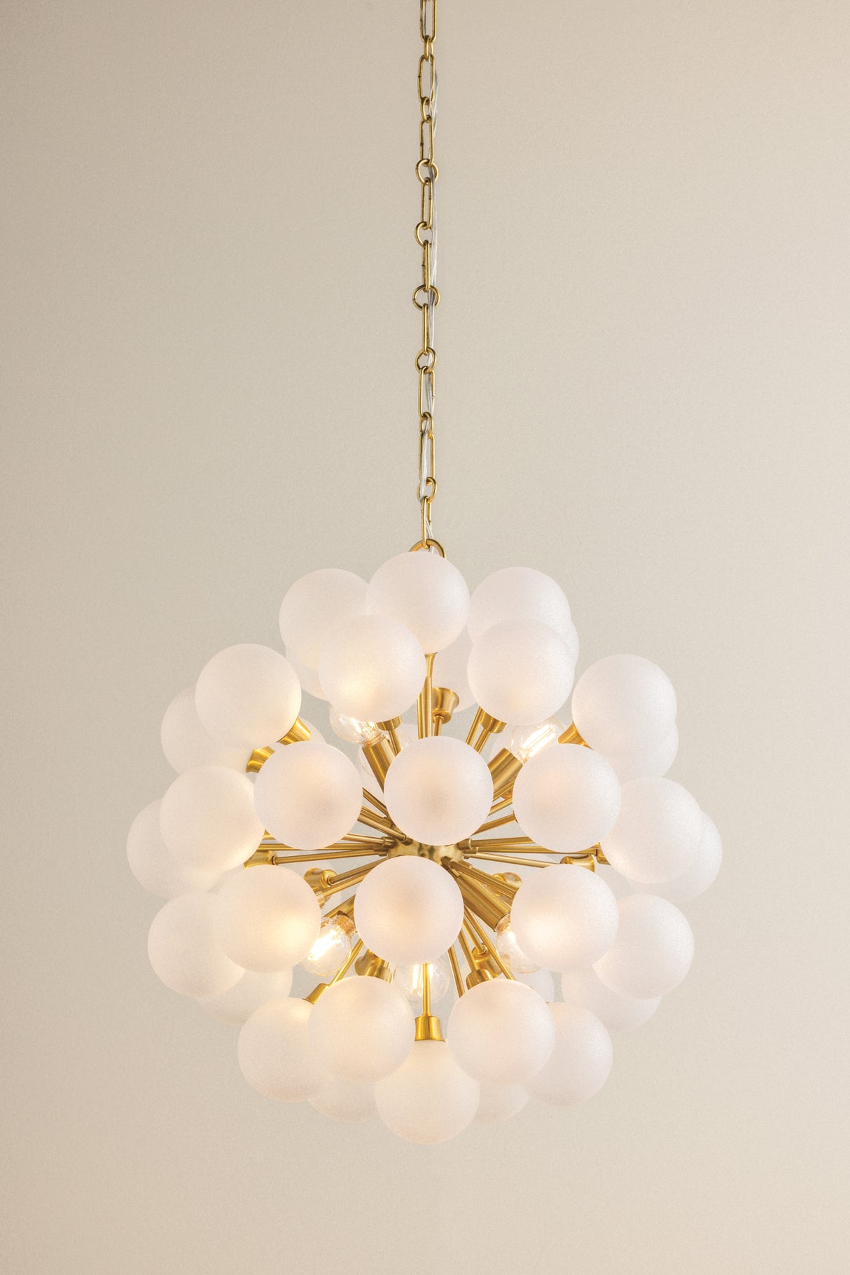 Antoneta Chandelier
