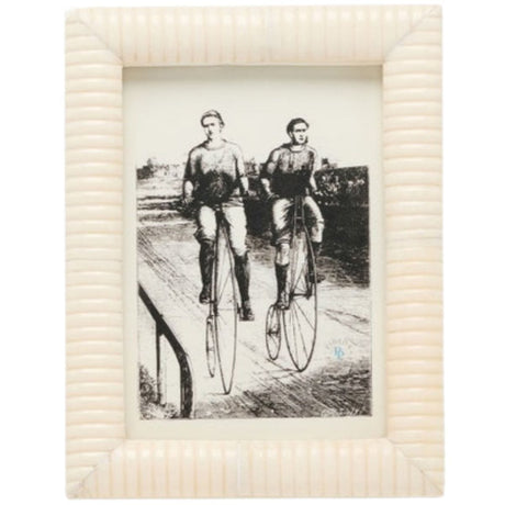 Metz Frame Picture Frames 02METZ-WHT-5X7