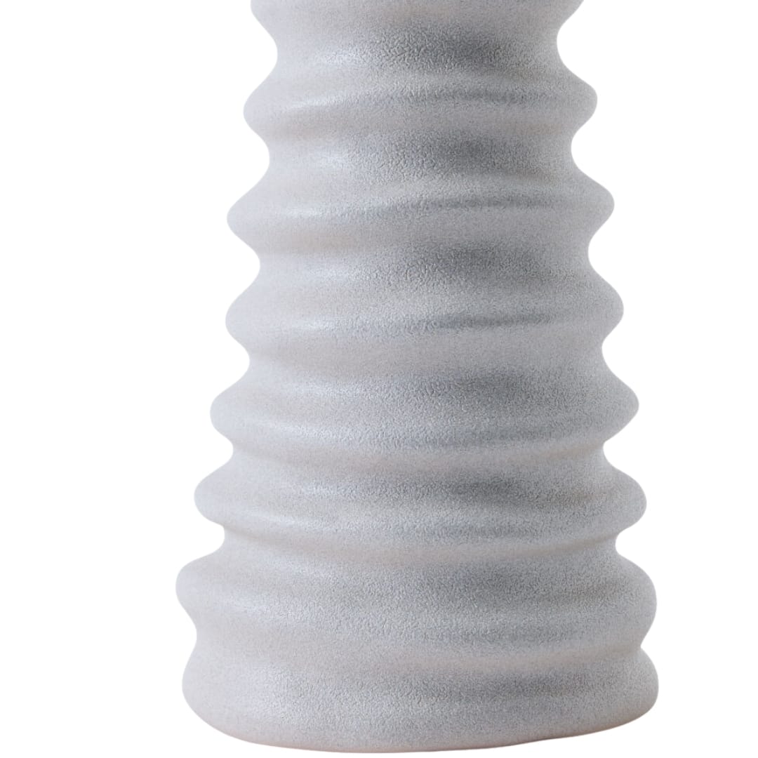 Cresta Vase Vases + Urns