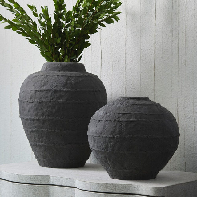 Horizon Vase Vases + Urns