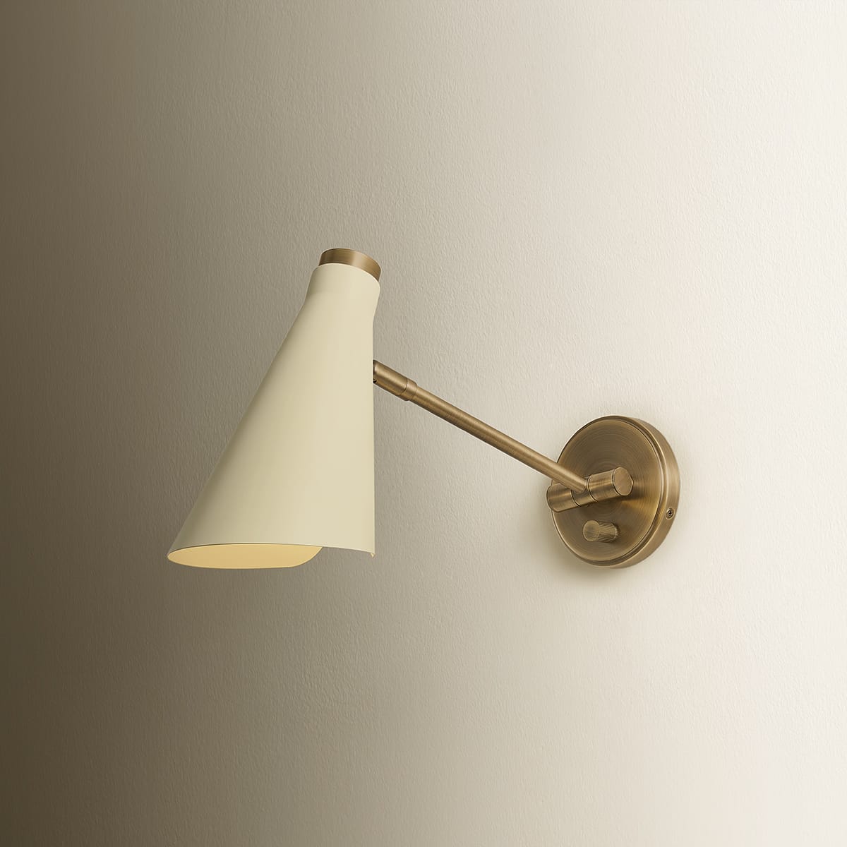 Andersen Wall Sconce Sconces